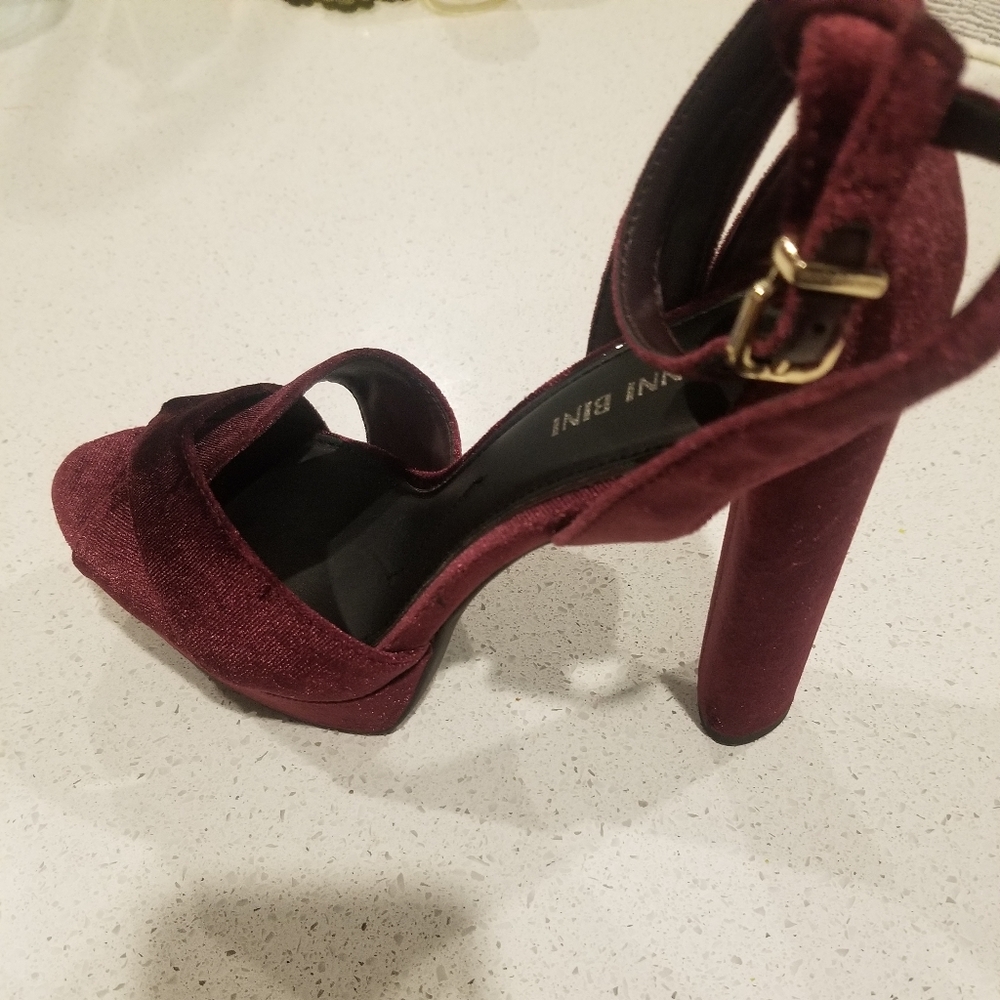 Gianni Bini Heels